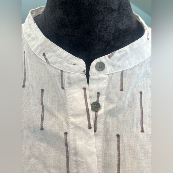 2/$30 Lou & Grey Loft White Gray Half Button Tunic Top Women's sz Large - Picture 4 of 8